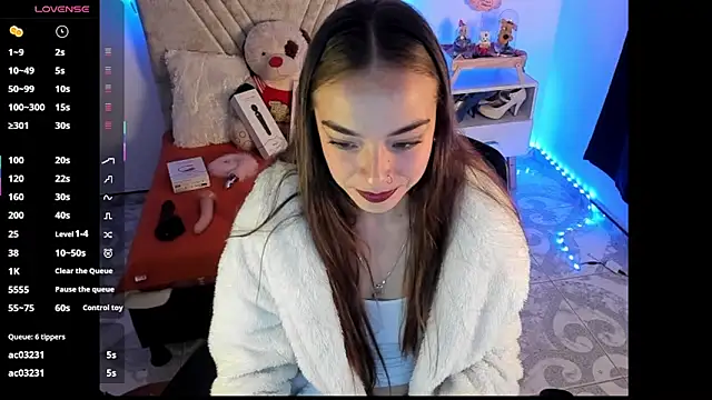 Mia_Victoria22 webcam