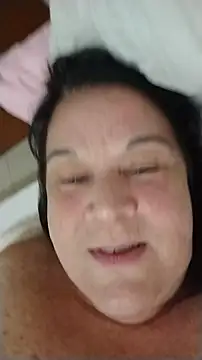 Yaya_Mineira webcam