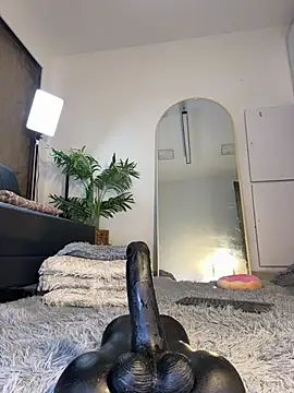 Isa__Blanc webcam