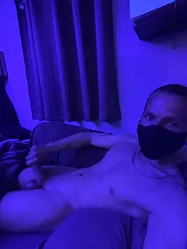Cloudd_Kingg_Iceyyy webcam