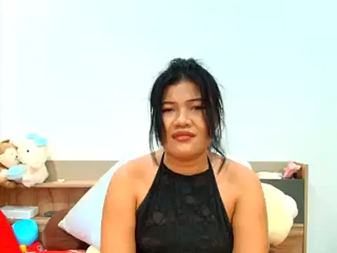 jhon_gade (F young) - show pussy