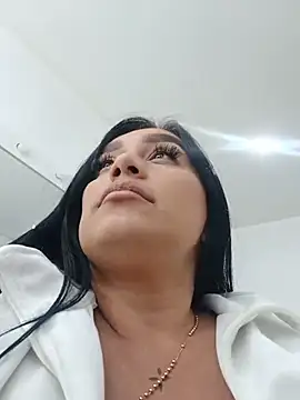 Milf_NaomiBraunx webcam