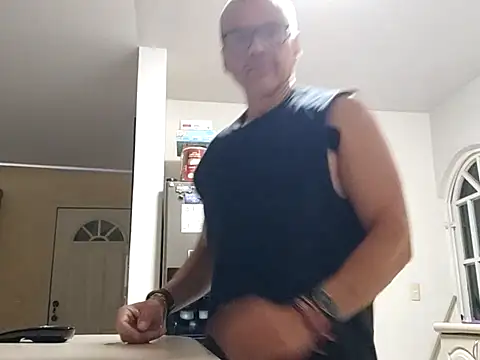 Gaceru01006 live cam on StripChat
