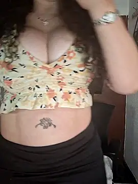 Lina_444 webcam