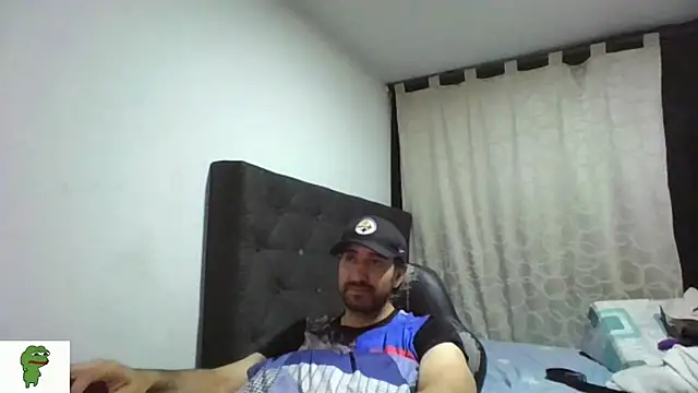 coolfriki webcam