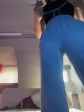 Miss_Mina webcam