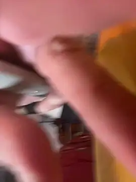 Cumwhorejock webcam