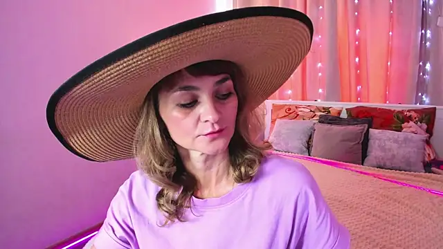 annasimonsj webcam