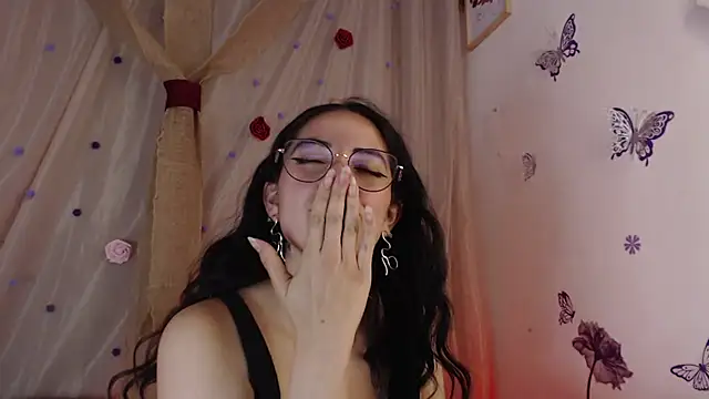 Tanya_WorldBondage webcam