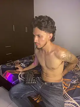 Kriss_Edwards webcam