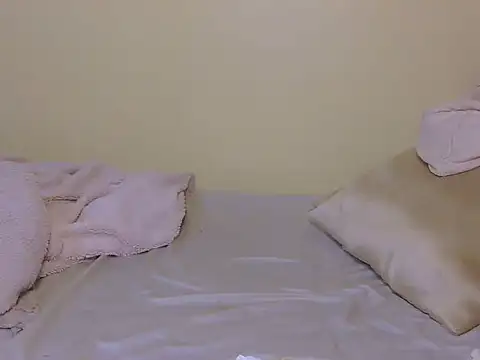 pookie_smiles webcam