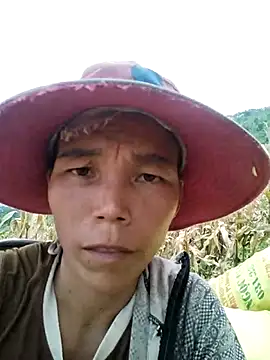 Jadi_M webcam