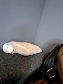 SWEETDOLLY29XX webcam