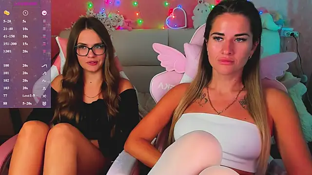 hotty_girls_here webcam
