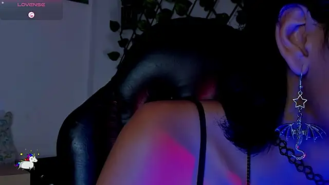 Anny_Kiitty webcam