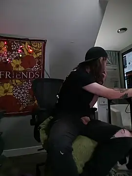 Explosive_andyy webcam