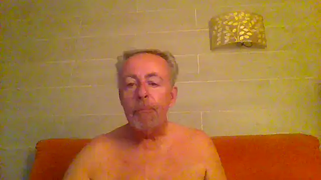 tuggy59 (M grandpa) - cock stroke and toi masurbating