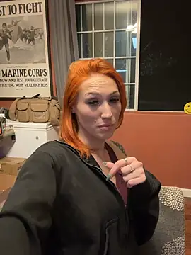 ThornsandHoney webcam