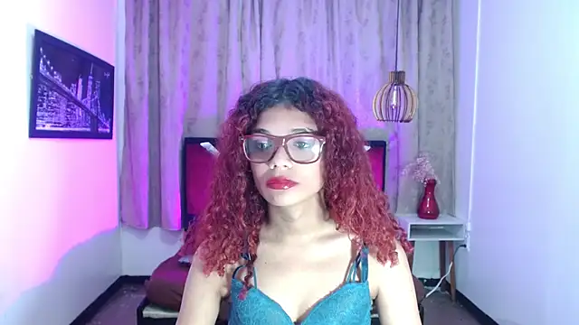 luisa__torres webcam