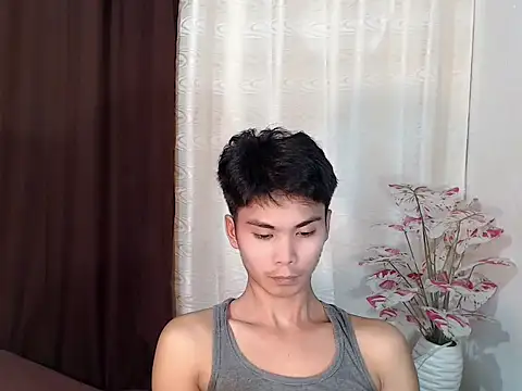 Brandnewboy86 live cam on StripChat