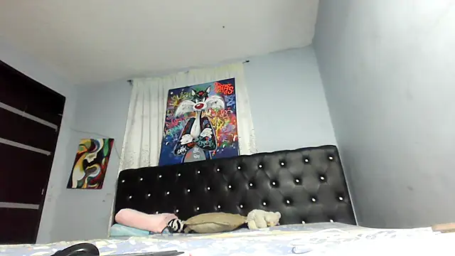 Kinky_FootFall webcam