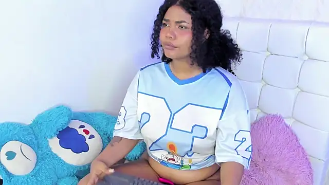 Angel_Belll live cam on StripChat