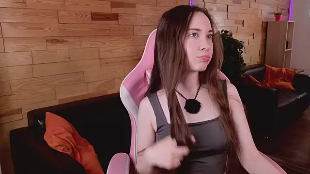 LilaMccoy webcam