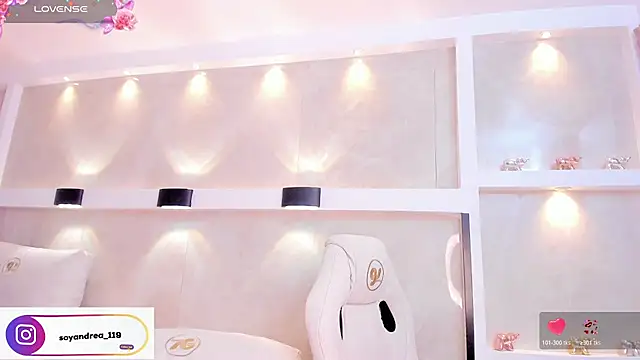juliana_smithh webcam
