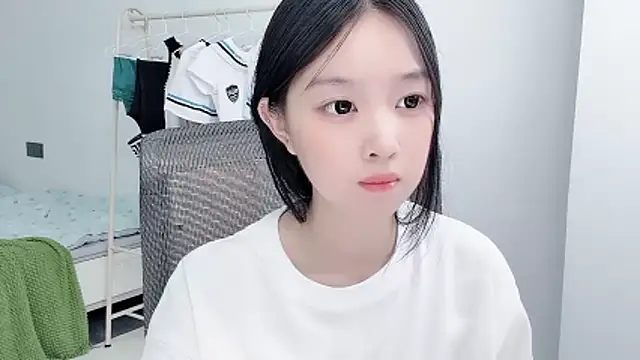 Yoyo33355 webcam