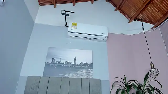 valery_rivers webcam