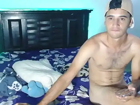 abrahaam25 webcam