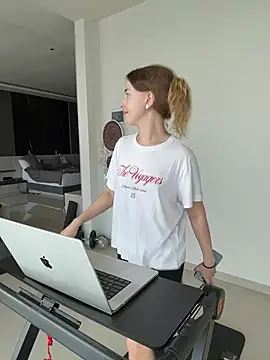 Nura_n_Sarah webcam
