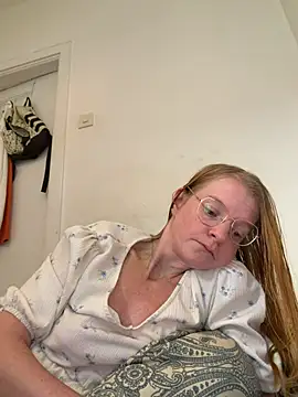 jannis1992 live cam on StripChat
