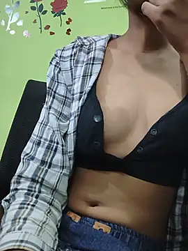 babycharu webcam