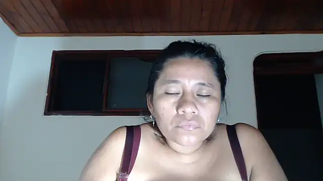 adrixxx38 webcam