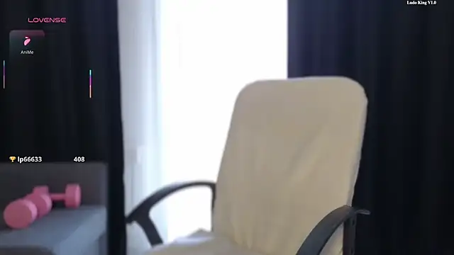 Luna_mp4 webcam