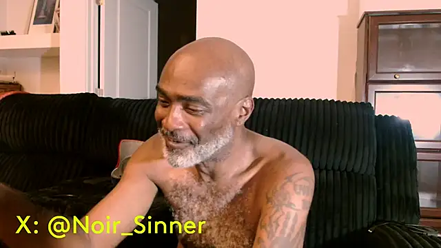 sinnernoir live cam on StripChat
