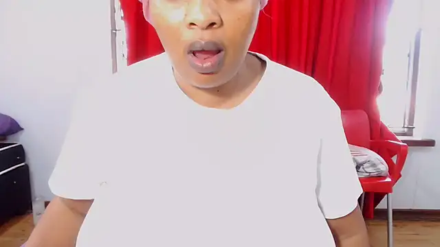 SexyBustyBoobs webcam