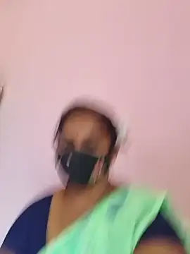 CuteTamizhachi webcam