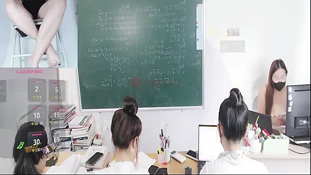 _Math_ Live Webcam on Stripchat