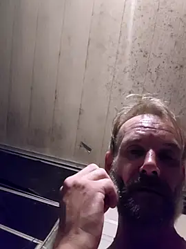 Hungwell1515 live sex cam