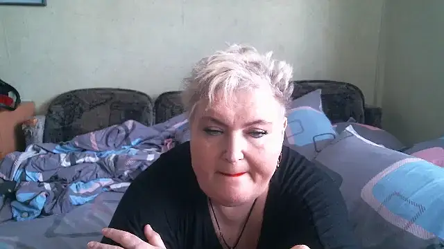 Lana555 live cam on StripChat