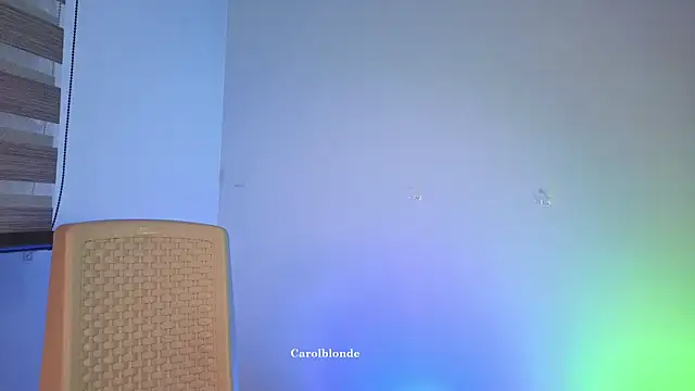 Carolblonde webcam