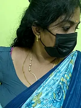 Tamil_Mithra webcam