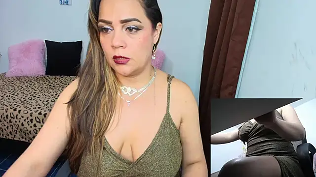 Paulina-Becerraa webcam