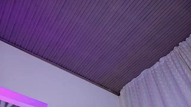 Mariia_Paulaa webcam
