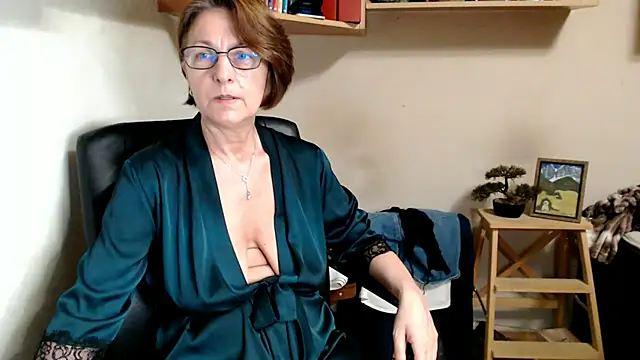 katemodel webcam