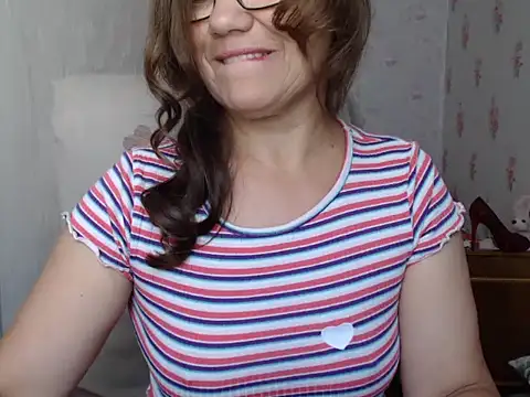 KittyyLaBeauty webcam