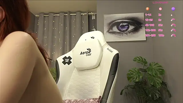 megany (F young) - ass tease and anal plug show  ;)