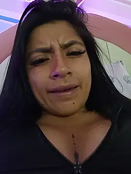 Alahia_Myers webcam